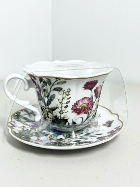 NEW Kent Pottery Botanical Garden Butterfly Teacup & Saucer Scalloped Edge